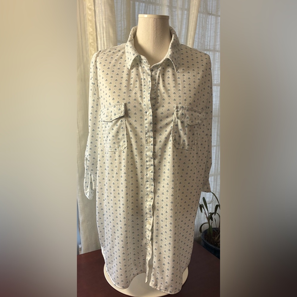 Eden & Olivia White Button-Down Shirt with Blue Anchor Print - Picture 2 of 9